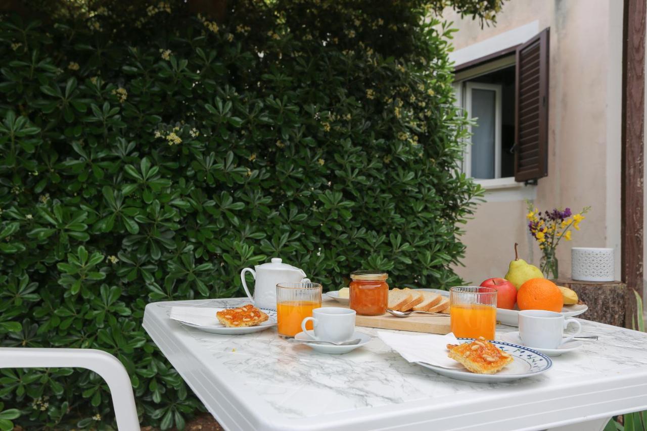 Apartments Eugenio Turizam Soline  Εξωτερικό φωτογραφία