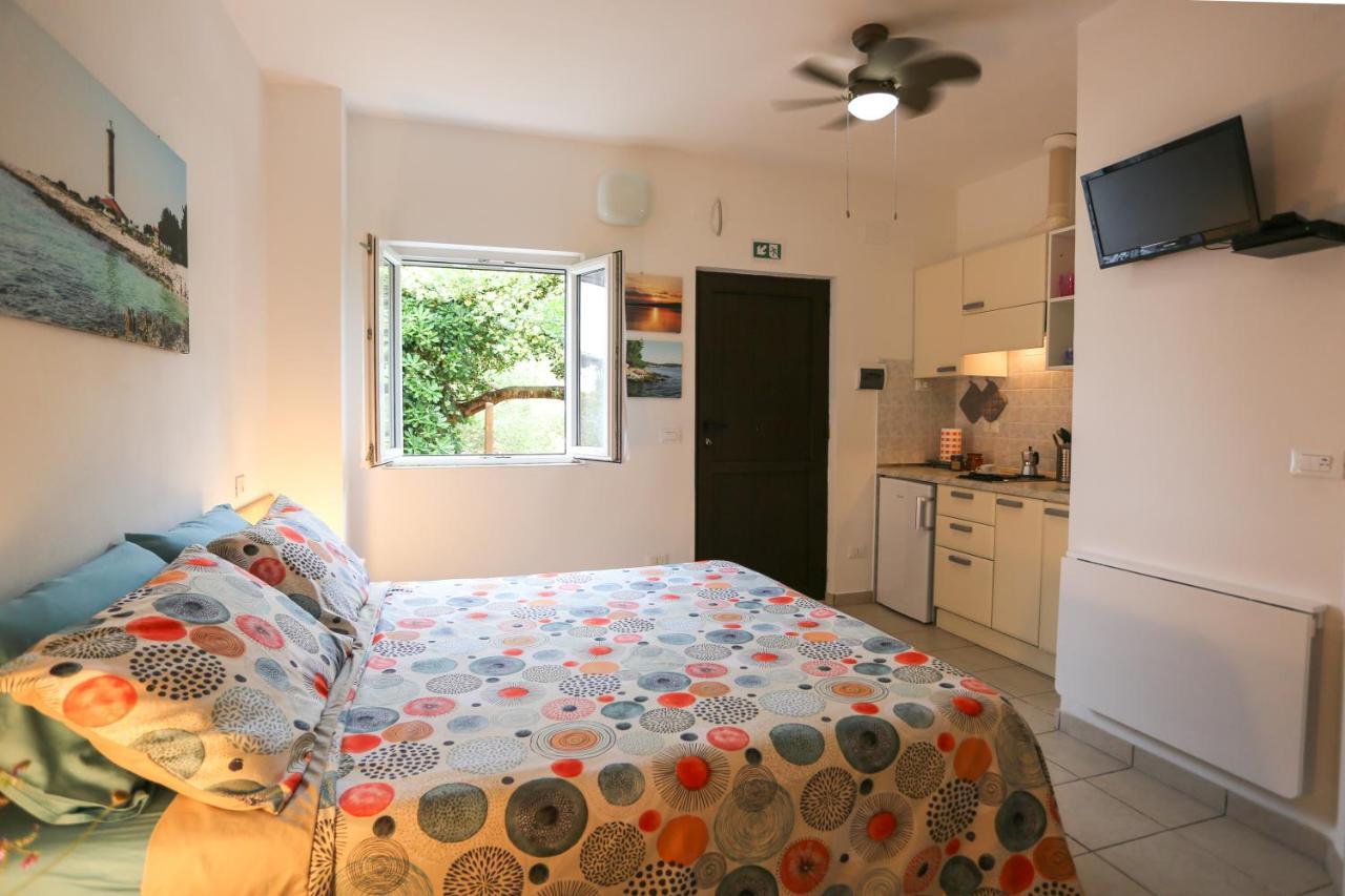 Apartments Eugenio Turizam Soline  Εξωτερικό φωτογραφία