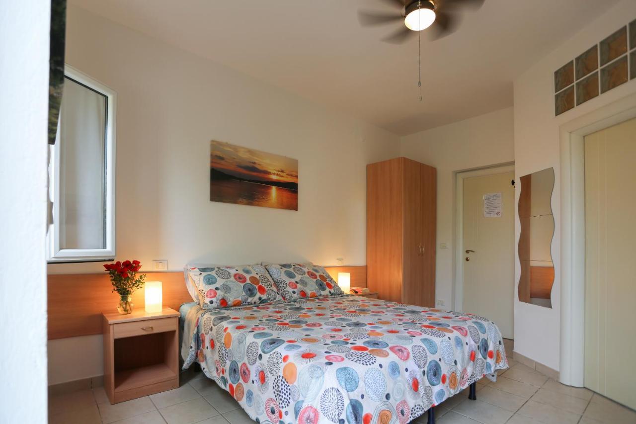 Apartments Eugenio Turizam Soline  Εξωτερικό φωτογραφία