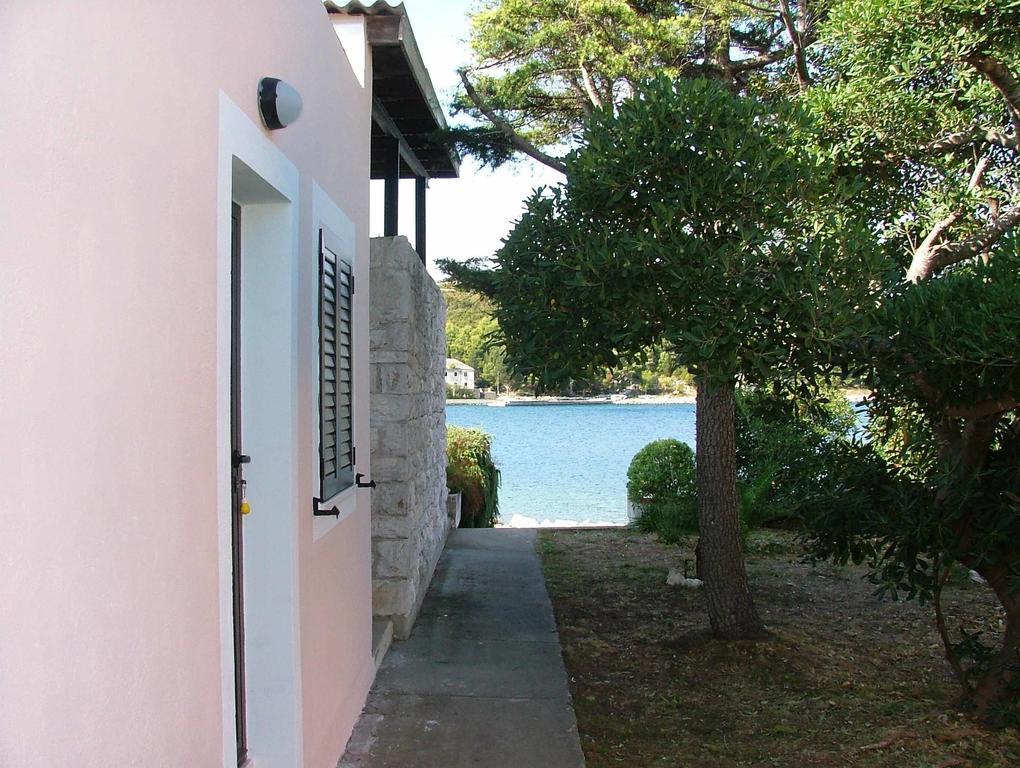 Apartments Eugenio Turizam Soline  Εξωτερικό φωτογραφία